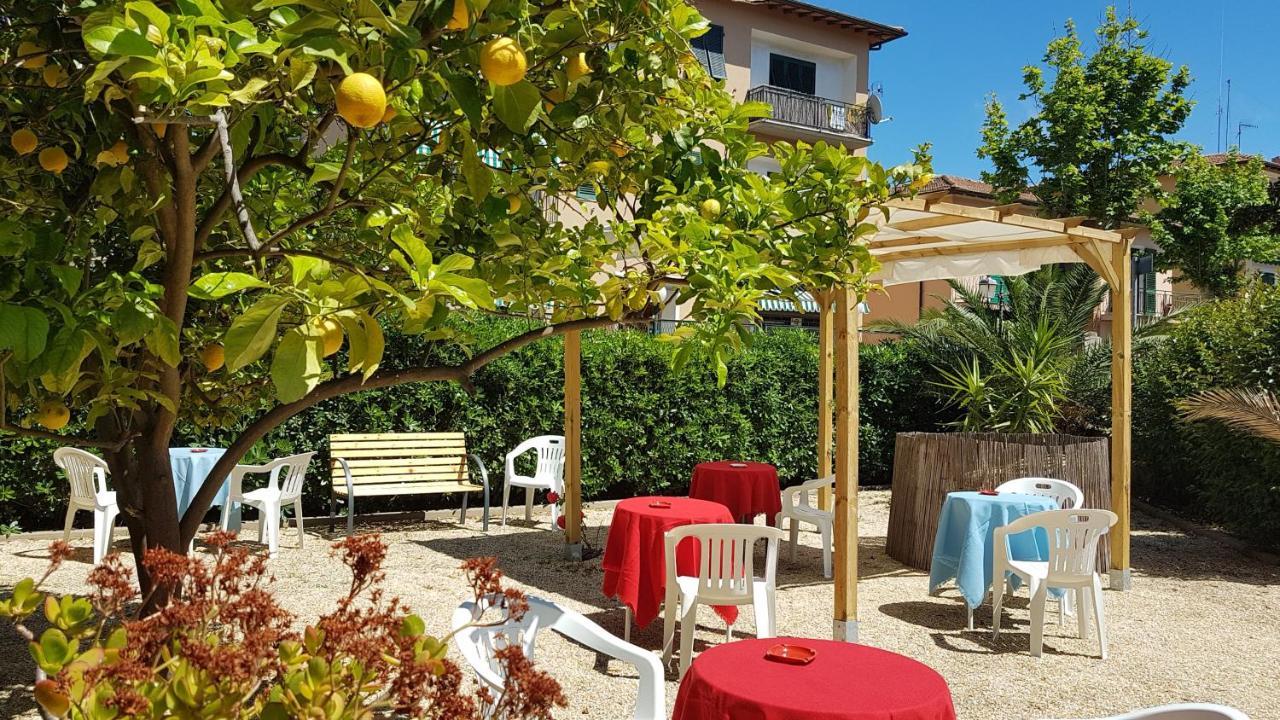 Hotel Villa Italia B&B Porto Azzurro Εξωτερικό φωτογραφία